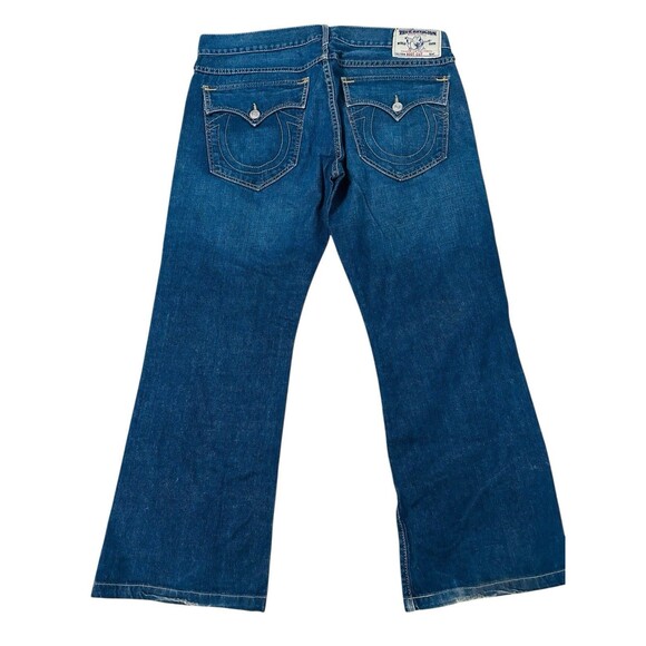 True Religion Men's Blue Jeans, Size 38 With Detailed Pockets In The Back - Picture 7 of 10